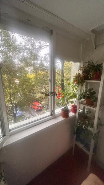 Colentina Apartament in bloc din 1988- Mr. Bacila- Radovanu